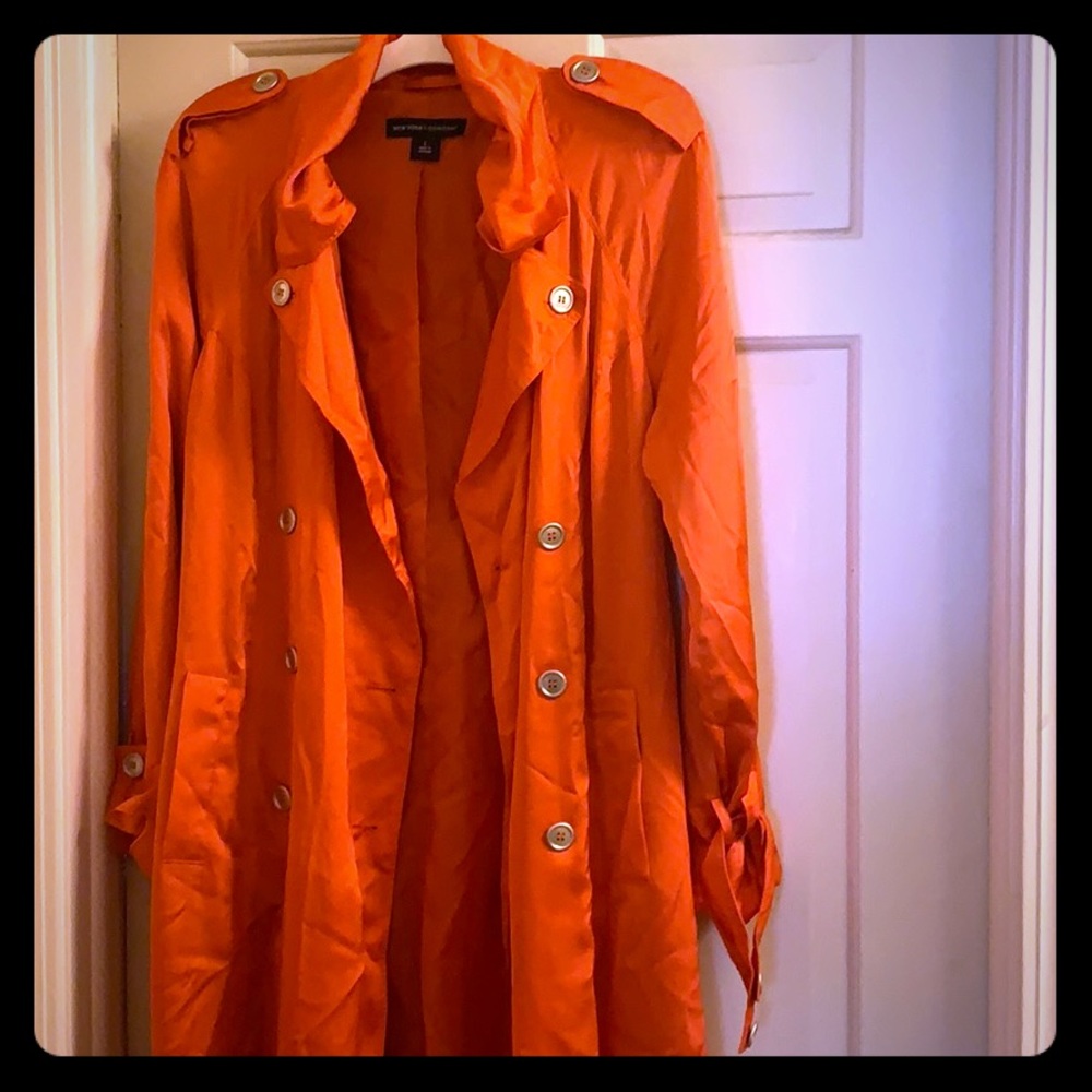 NEW YORK AND COMPANY Silk Trench Coat 🧡💖